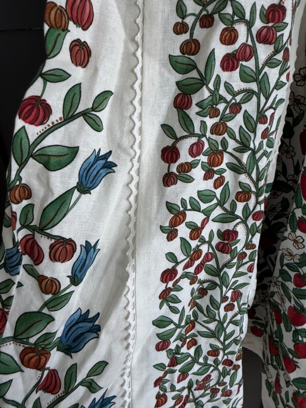FARM Rio Fruity Beauty Linen Blend Maxi Dress | S - Picture 12 of 15